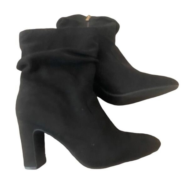 NWOT Jessica Simpson Faux Suede Heeled Ankle Boots. Size 10. - Picture 1 of 9
